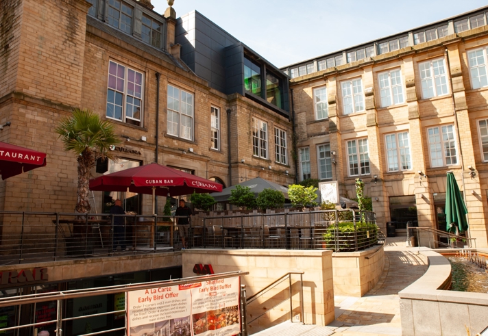Cubana Tapas Bar as seen from Leopold Square.